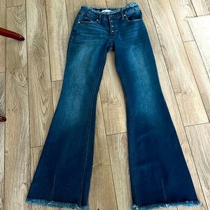 KanCan jeans worn once. Dark to faded blue. Size 7/27 - Inseam 32.